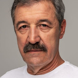 Низам Намидар
