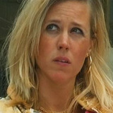 Nicole van Nierop — Manuela van Grinsven