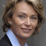 Ilona Grübel — Dr. Katarina Gessner
