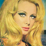 Filiz Akın — Saadet