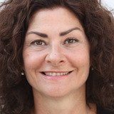 Ahenk Demir — Dila