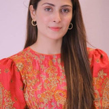 Ayeza Khan — Maniha Kifayat Ali/Maniha Faaz Ibrahim aka Meenu