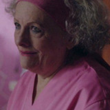 Loli Pascua — Depiladora
