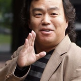 Maeng Sang-hun — Dr. Woon-baek