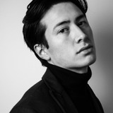 Hudson Williams — Shane Hollander