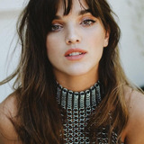 Malena Ratner — Delfina 'Delfi' Alzamendi