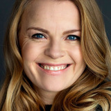 Signe Egholm Olsen — Iselin / Aris