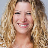 Ebru Karanfilci — Afrodit