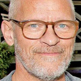 Lars Bom — Johnny Olsen