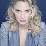 Leonora Balcarce — Paloma Riccardi