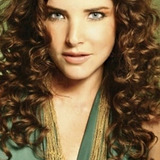 Virna Flores — Eloísa Renán