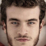Vitor Thiré — Danilo