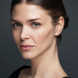 Zeynep Özder — Ela Öğretmen