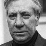 Николай Скоробогатов — дворник Тихон