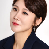 Yoo Yeon — Senior Court Lady Oh