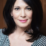 Iris Berben — Dr. Rachel Cohn