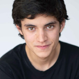 Biel Rossell — Enric / Isaías (adolescente)