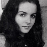Tina Romero — Doña Evangelina Lizuralde