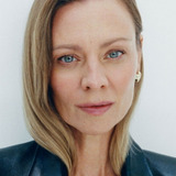 Magdalena Boczarska — Karolina 'Siarka' Siarzewska