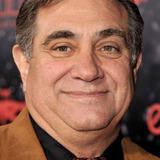 Dan Lauria — John 'Jack' Arnold