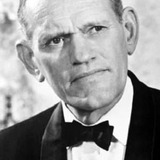 Гарри Эндрюс — Coroner Wynne Baxter
