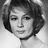 Alla Demidova — Angelika Bucher