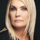 Derya Baykal — Selin