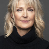 Milka Ahlroth — Minna Tuomainen