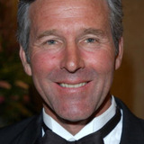 Timothy Bottoms — Tom Porter
