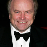 Clive Anderson — Himself - Host