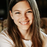 Vivienne Guynn — April Keeley