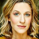 Kate Skinner — Woman Reporter