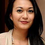 Kenes Andari — Sari