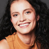 Daniela Luque — Mónica
