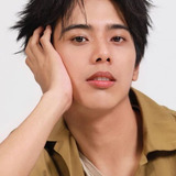 วีรภัทร เติมมณีรัตน์ — Bee
