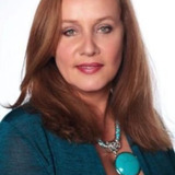 Alejandra Borrero — Lucia Sandoval de Vallejo
