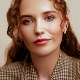 Julia Brown — Catriona 'Cat' Grant