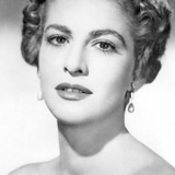 Carmen Montejo — Esperanza Mandujano