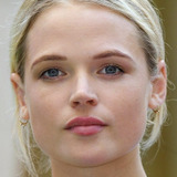 Габриэлла Уайлд — Caroline Enys
