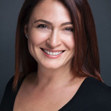 Ceyda Düvenci — Suzan Ipekçi
