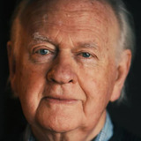 Oliver Ford Davies — Peter Foxcott QC