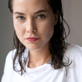 Katia Fellin — Dr. Charlotte Mohn
