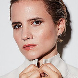 Bianca Comparato — Betânia de Almeida