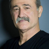 Müfit Kayacan — Yaşar