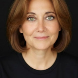 Tilbe Saran — Nazmiye