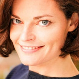 Kathryn Sumner — Bill's Mother