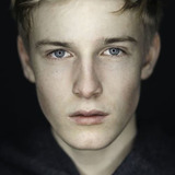 Louis Hofmann — Jonas Kahnwald