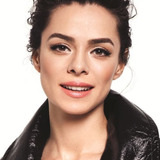 Özge Özpirinçci — Karsu Çelik