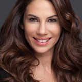 Zeynep Beşerler — Nadya