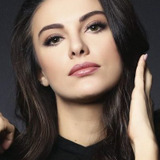 Tuvana Türkay — Kumru